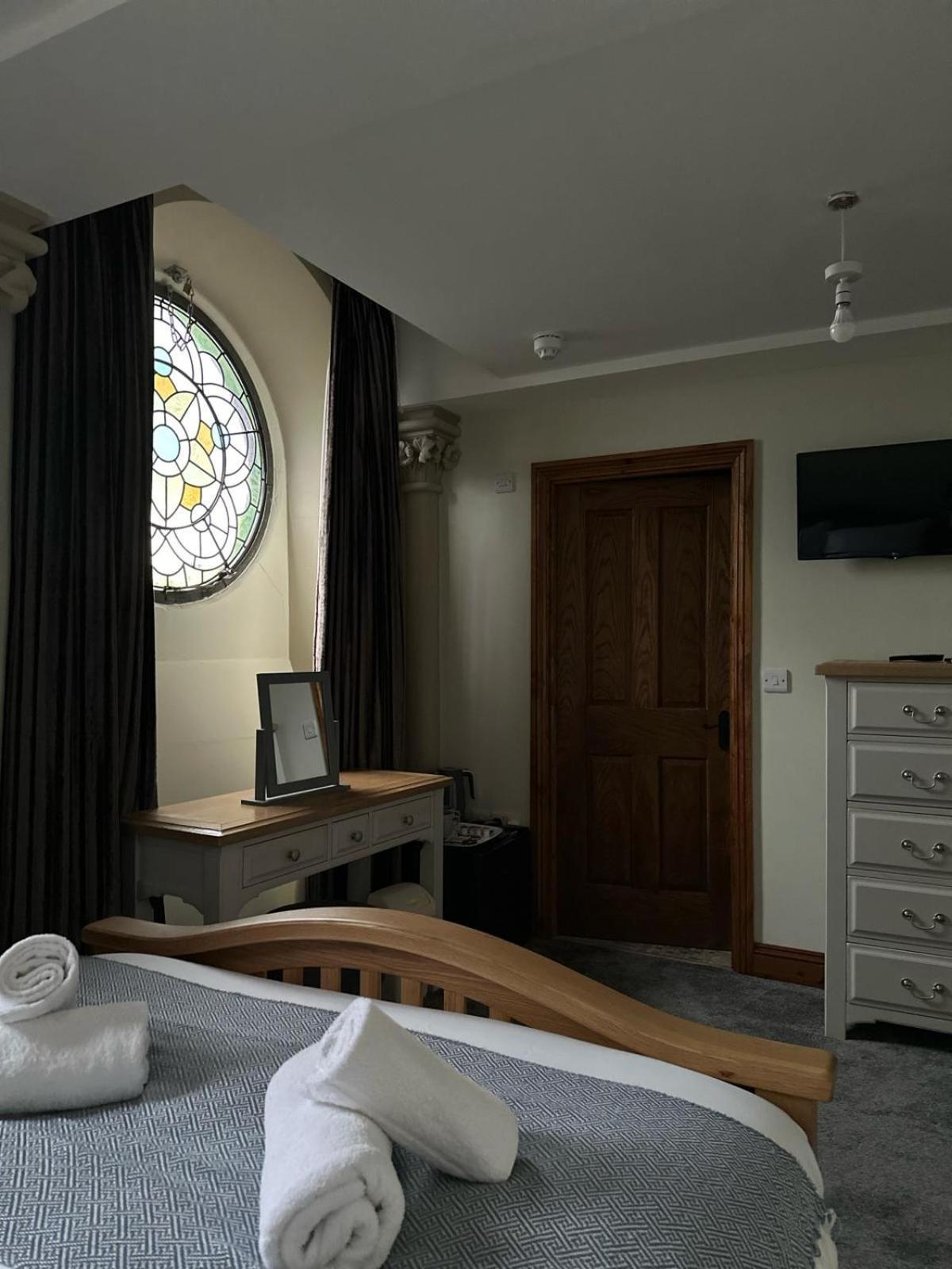 St Nicholas Boutique Hotel Шрусбери Экстерьер фото